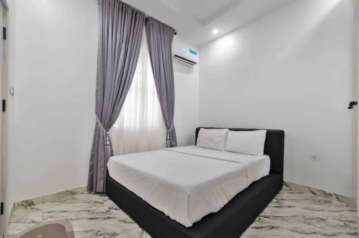 Jada Hotel And Suits Лагос Экстерьер фото